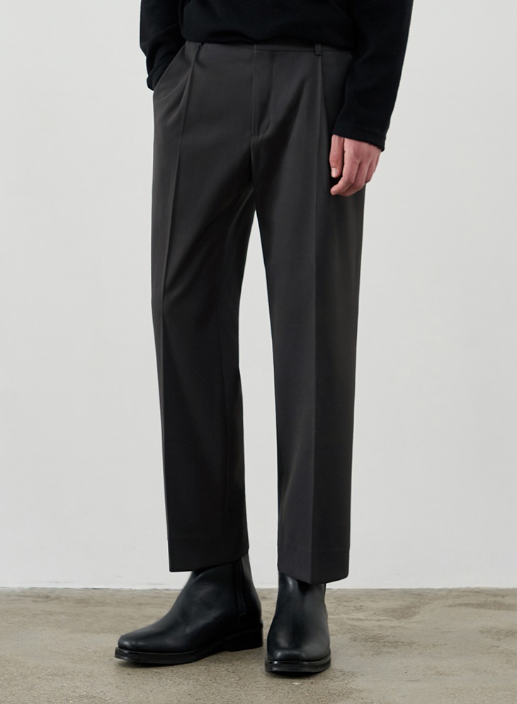 MODS WOOL RELAXED TUCK SLACKS [CHARCOAL]