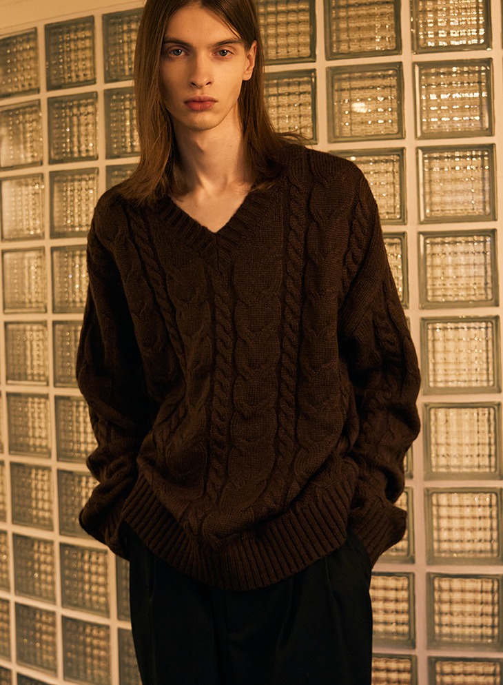 CABLE V-NECK HAIRY KNIT [BROWN]